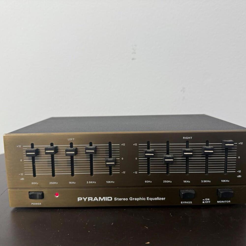 Pyramid Graphic Equalizer Gold Tested And Works
